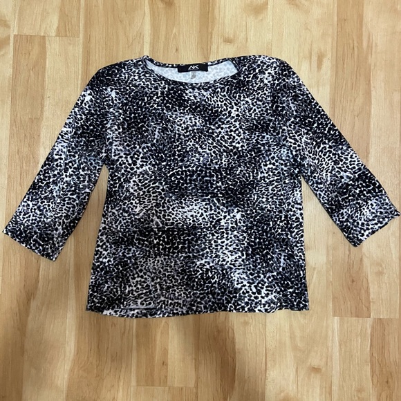 Anne Klein Sport Shirt - Picture 1 of 3